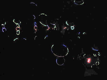 So leuchteten die Neon-Knick-Leuchtsticks in der Dunkelheit / Bild von Katrin 2008