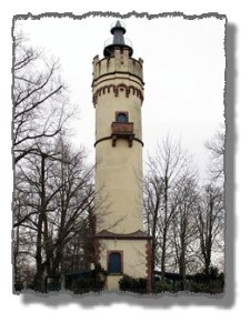 Wasserturm Hochheim im Gelände "Antoniushaus"
