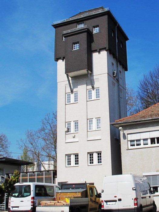 Wasserturm der Fa. Kreussler in Wiesbaden-Biebrich 2014 /  Bild Copyright - Skaterbilder.de