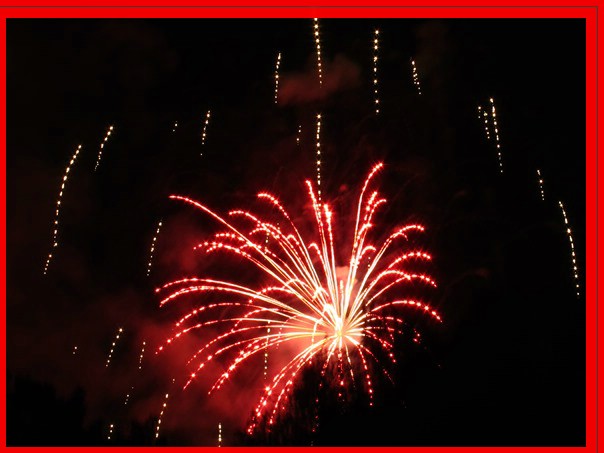 Erbenheimer Nachthimmel Feuerwerk Kerb 23.09.13  Copyright-Rechte © MFRö